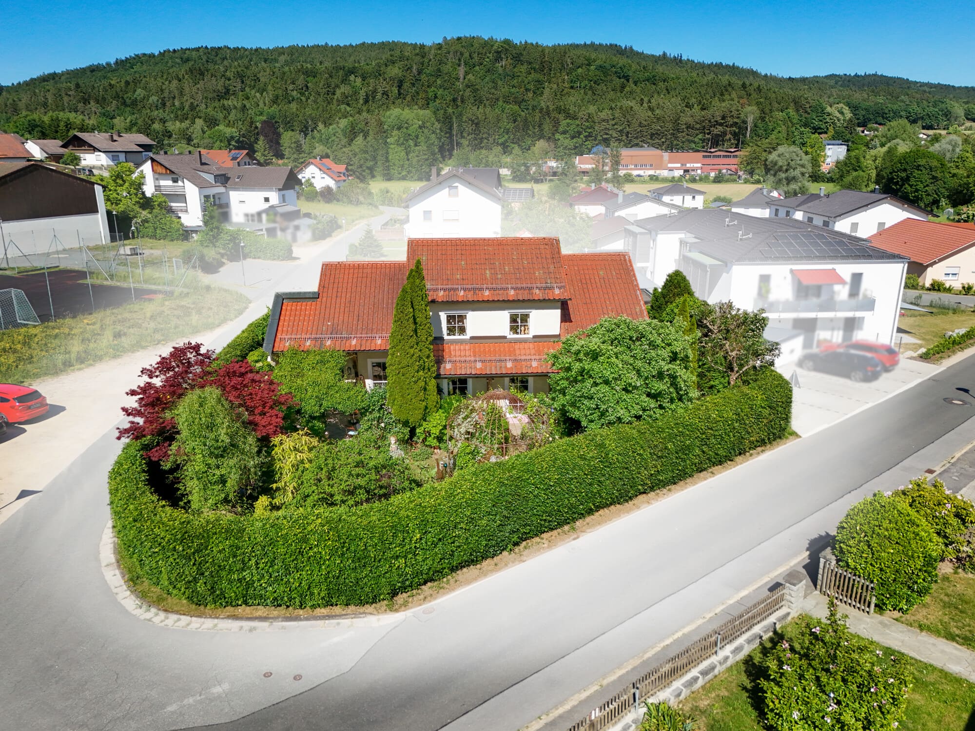 Gepflegtes Einfamilienhaus in Waffenbrunn mit viel Platz für Wohnen, Arbeiten und Leben! - Bild 1