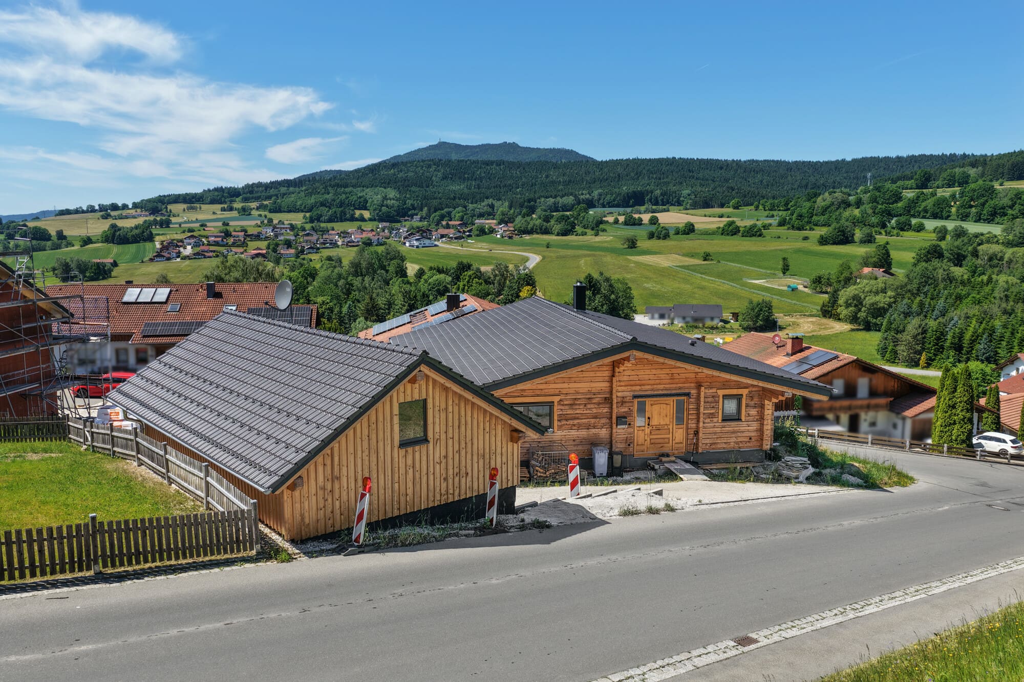Ihr Traum vom Blockhaus – Modernes Wohnen inmitten der Natur in Arrach! - Bild 1