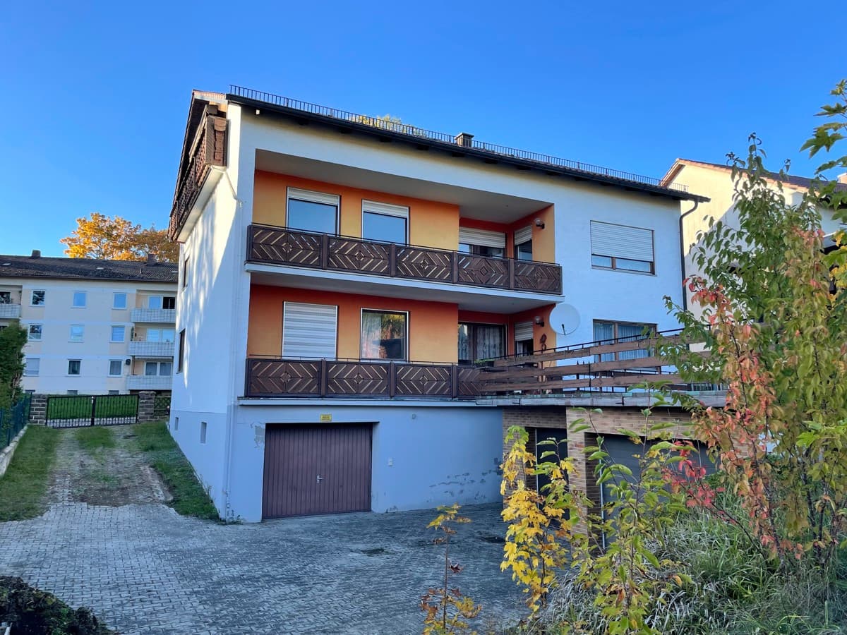 Mehrfamilienhaus in Oberviechtach!