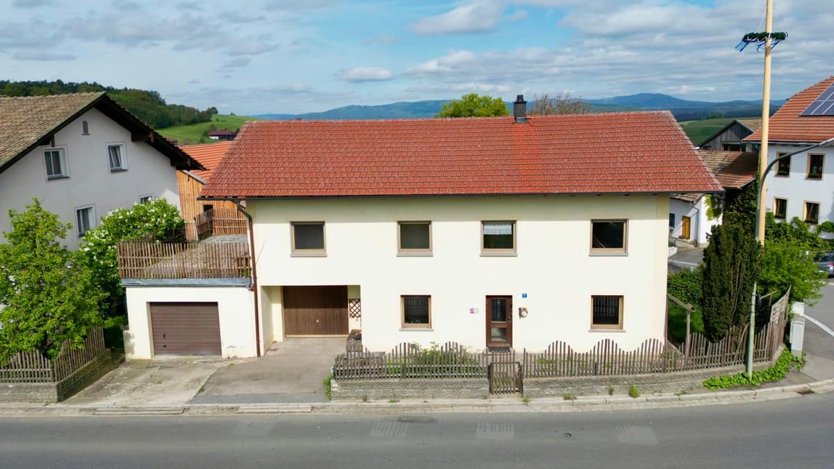 Einfamilienhaus im Ortskern von Stachesried!