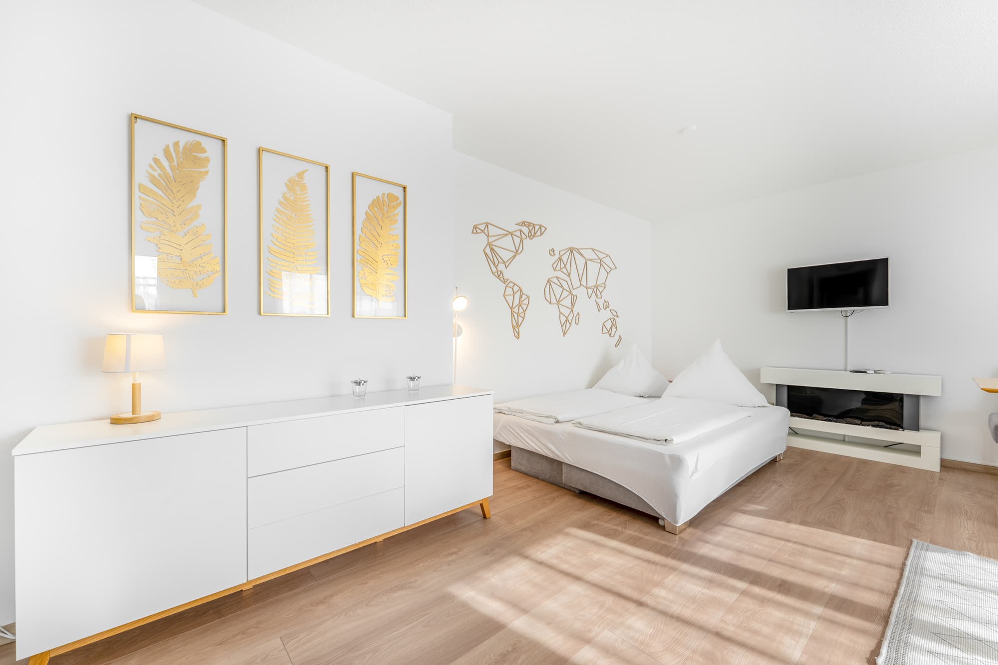 2-Zimmer-Ferienwohnung mit Südbalkon & Tiefgarage – ruhig wohnen mit Weitblick!